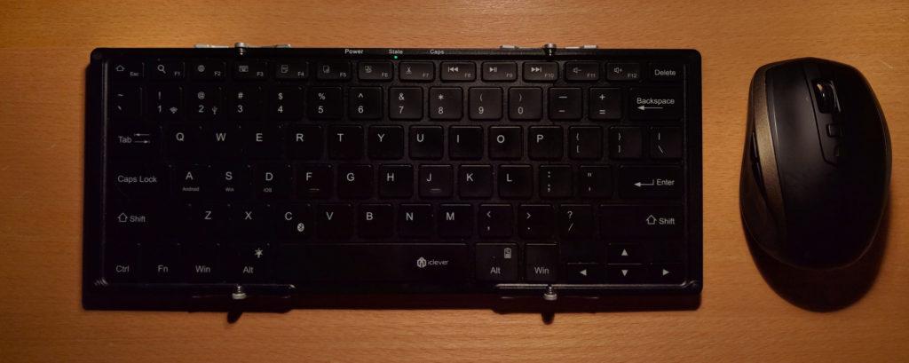 iclever keyboard and logitech mouse