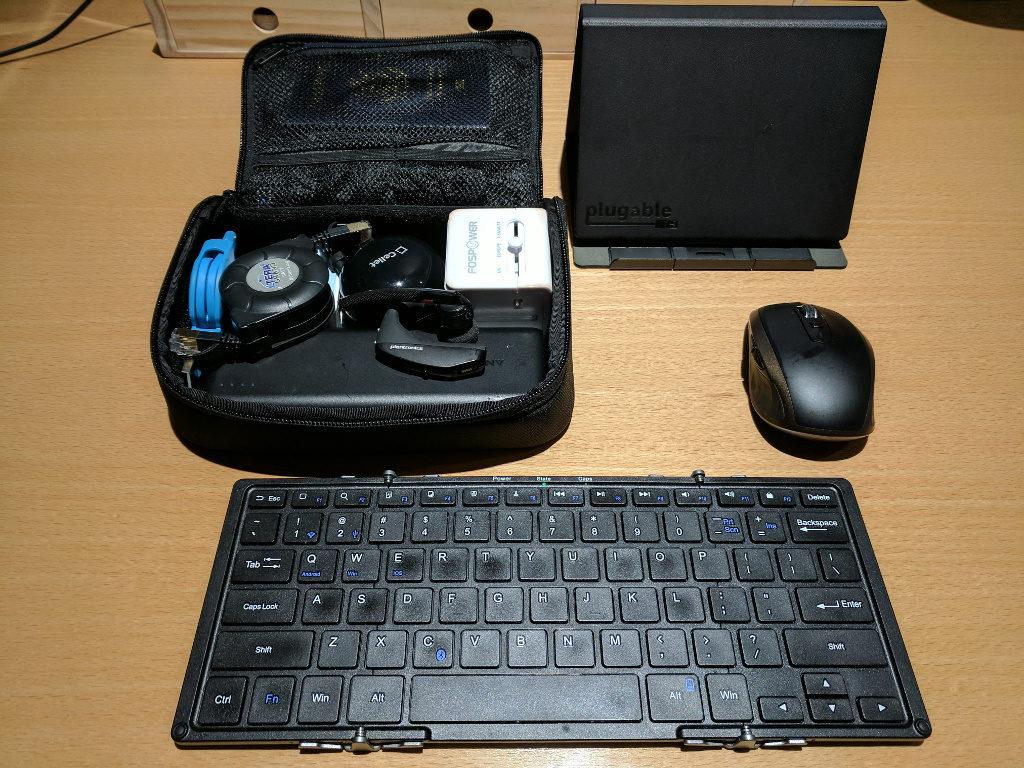 Google Pixel XL Travel Kit